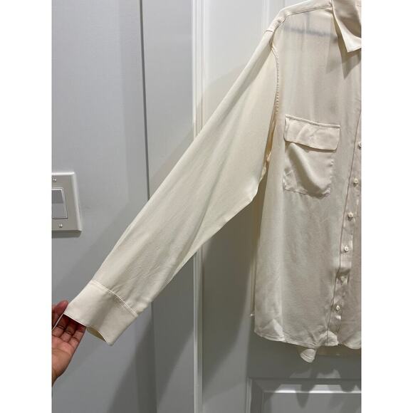 Equipment Signature Silk Button Down Blouse in Cream Sz M - Picture 4 of 9